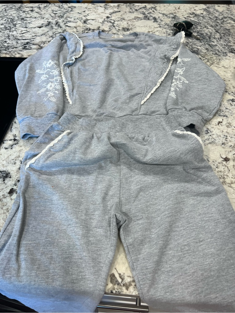 Jessica Simpson 2 piece  suit size 7